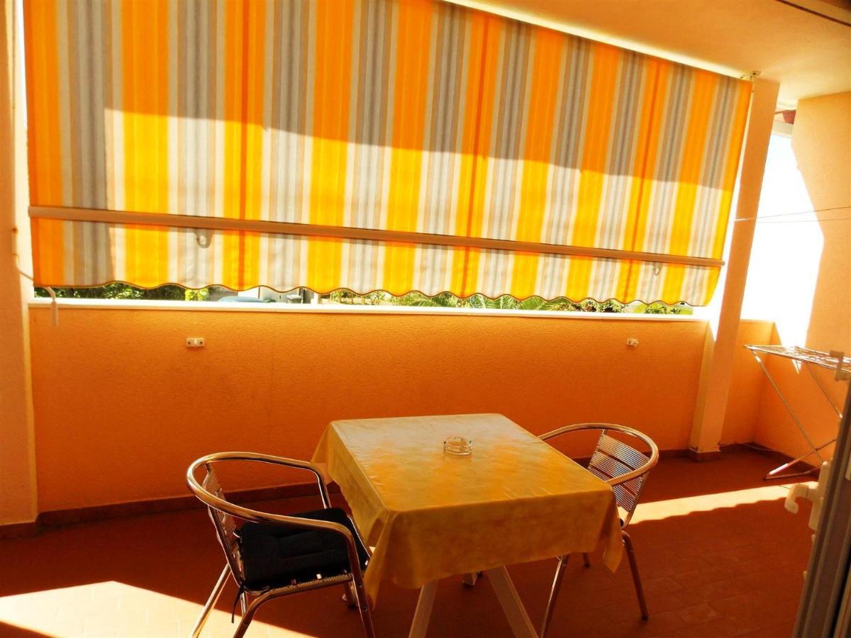 Guesthouse Jenny (Adults Only) โนวาลยา ห้อง รูปภาพ